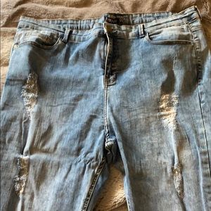 BooHoo Distressed Ankle Jeans